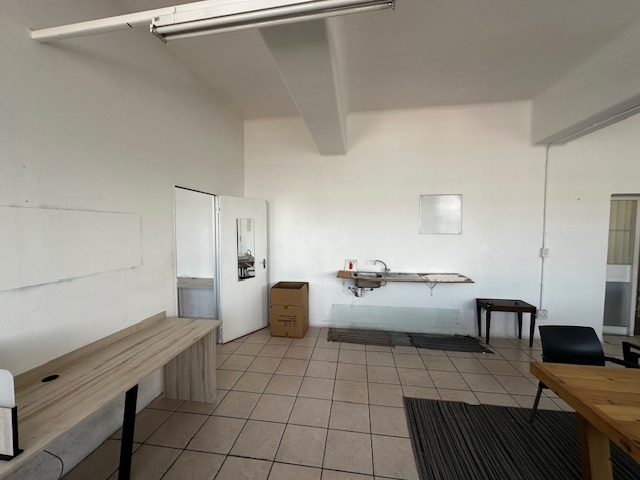 To Let Commercial Property for Rent in Woodstock Western Cape